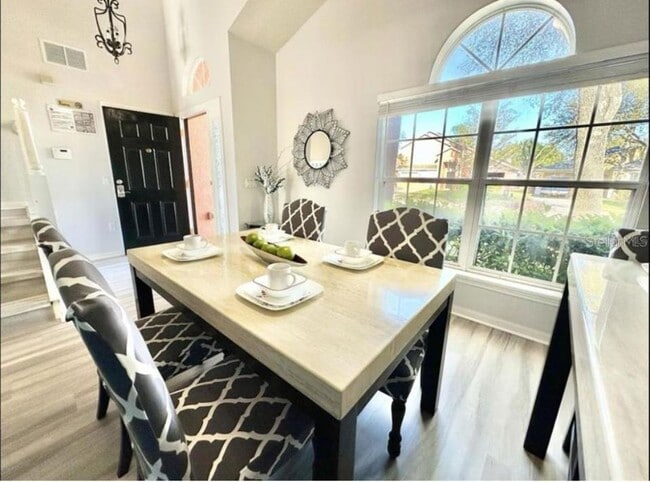 Building Photo - 17845 Woodcrest Way