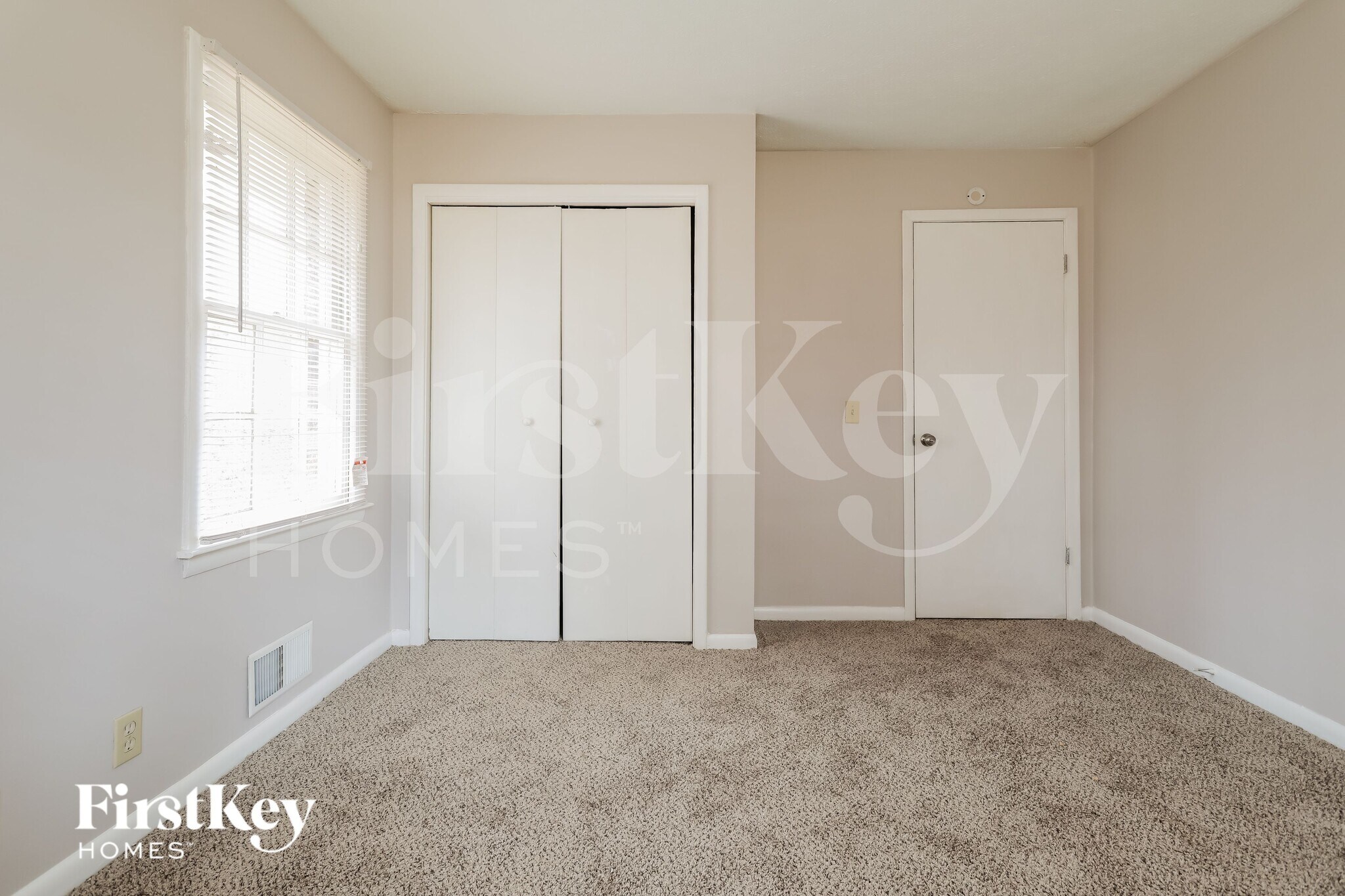 Building Photo - 1314 White Oak Ct SE