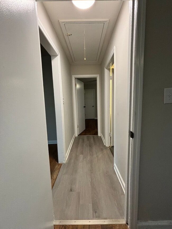 Building Photo - Sweet on Sophia