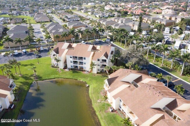 Building Photo - 1801 Island Club Dr