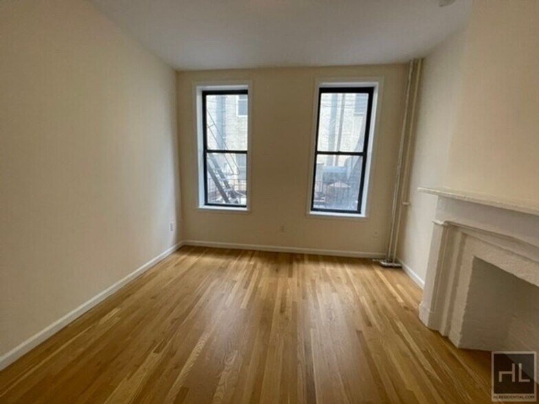 Building Photo - THIRD AVENUE