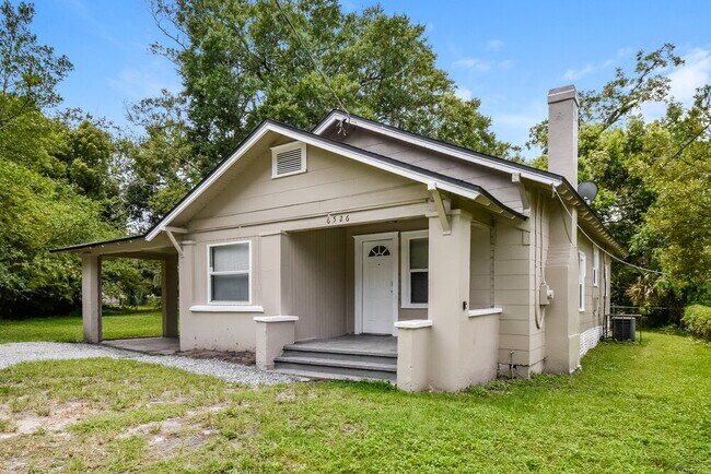 Building Photo - 6526 Perry St