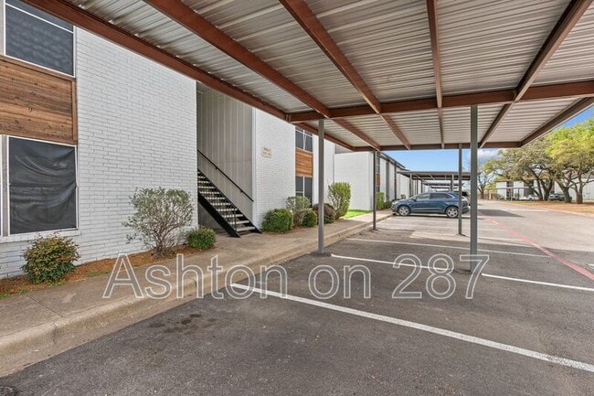 Building Photo - 1301 US-287