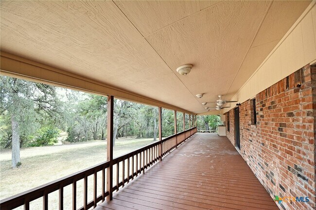 Building Photo - 788 Mary Preiss Dr