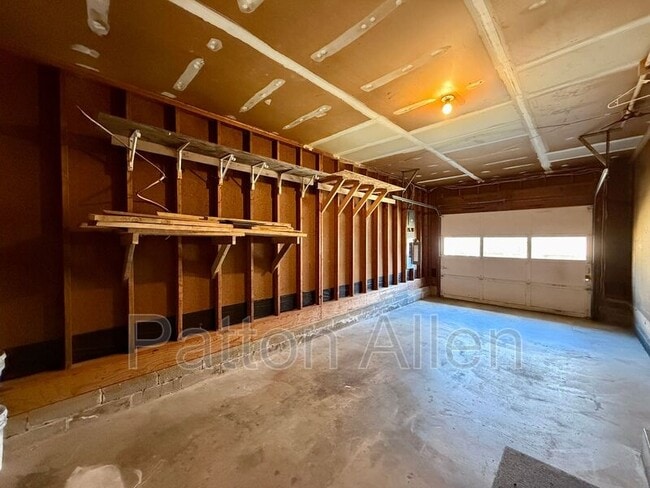 Building Photo - 12 W Haith Dr