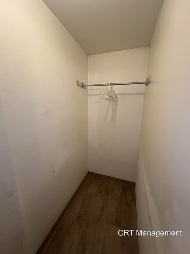 Building Photo - Beautiful 2 Bedroom, 2 Bathroom Condo in S...