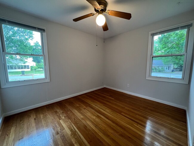 Building Photo - Delightful 1 Level 4 Bedroom Home On Exten...