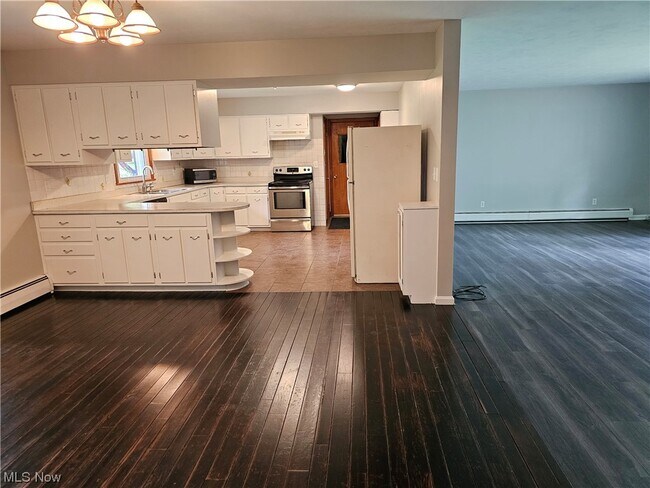 Building Photo - 15590 Old State Rd