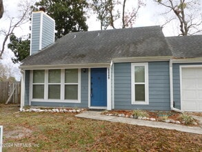 Building Photo - 8049 Kilwinning Ln