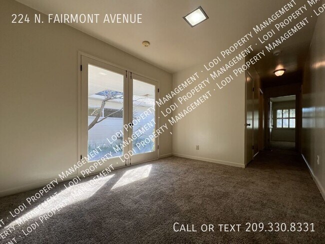 Building Photo - 224 N Fairmont Ave