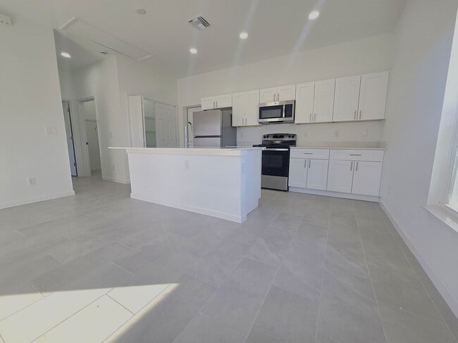 Building Photo - Brand New Construction-One bedroom + One bathroom-SW Lehigh ACres