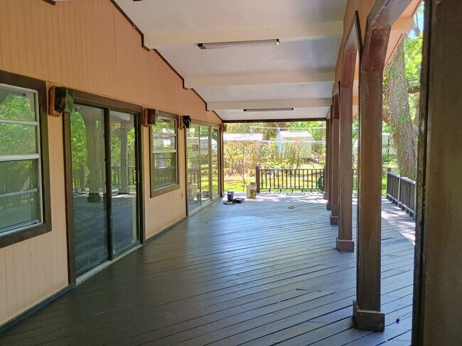Building Photo - 12740 Co Rd 687