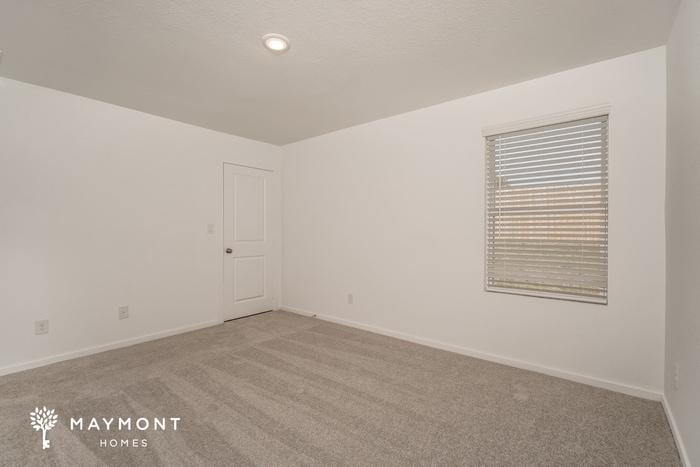 Building Photo - 554 Layne Overlook