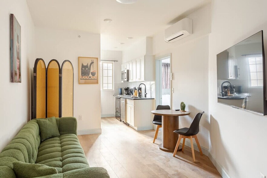 Building Photo - 1384 Ridge Ave