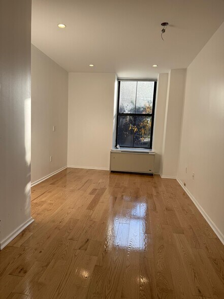 Bedroom - 1 Greene St