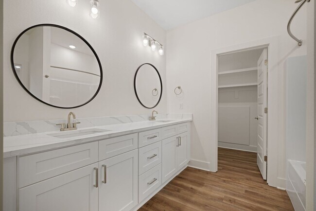 Building Photo - The Aspen at Been Road Villas 3 Bed, 2 Bath