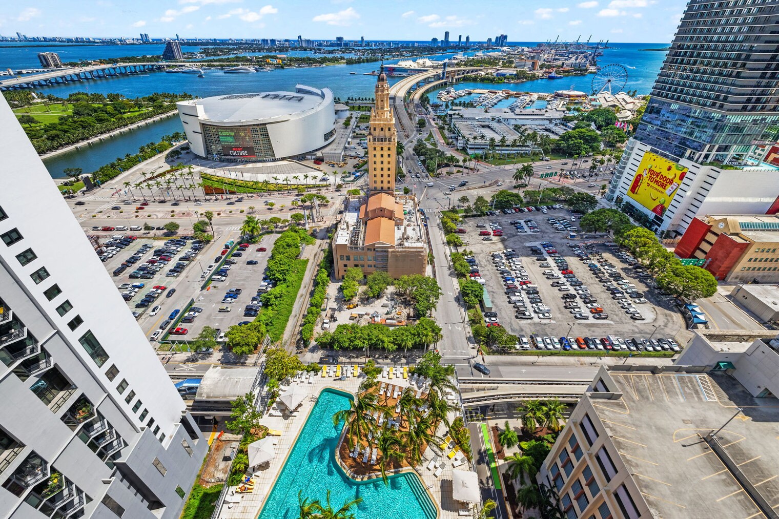 Building Photo - 159 NE 6th St