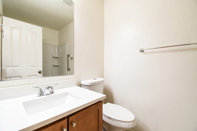 Building Photo - 5819 E Harmony Ave