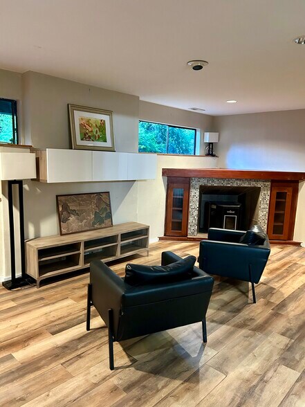 Living Room - 4206 242nd St SW