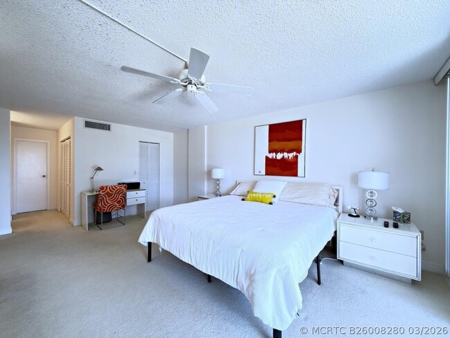 Building Photo - 3546 S Ocean Blvd