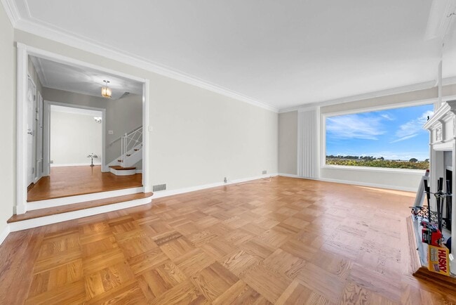 Building Photo - Gorgeous Golden Gate Heights home with gar...
