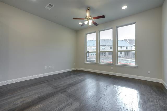 Building Photo - 2472 King Arthur Blvd