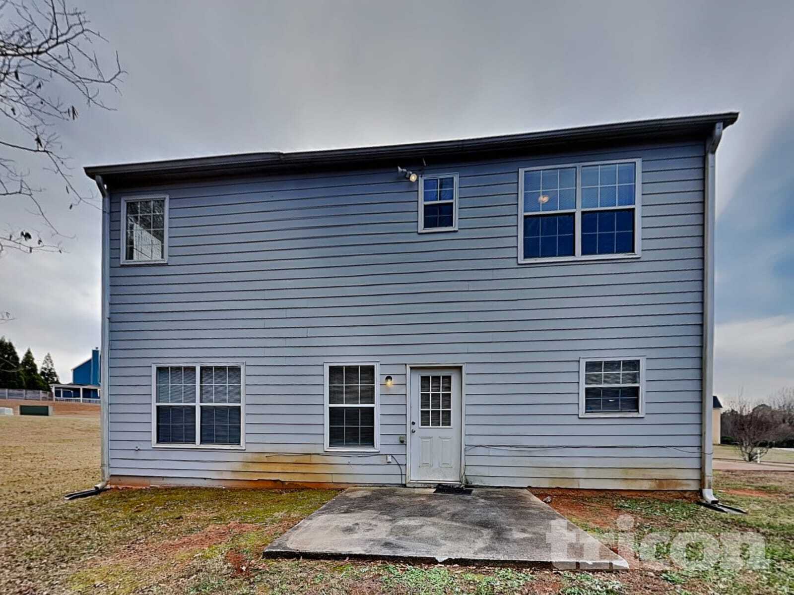 Building Photo - 213 Forrest Dr