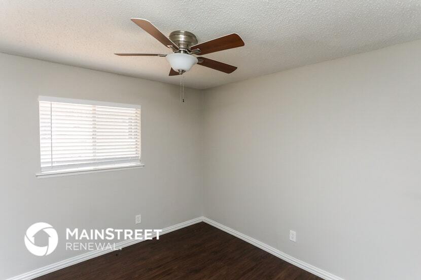 Building Photo - 710 Bluebonnet Dr