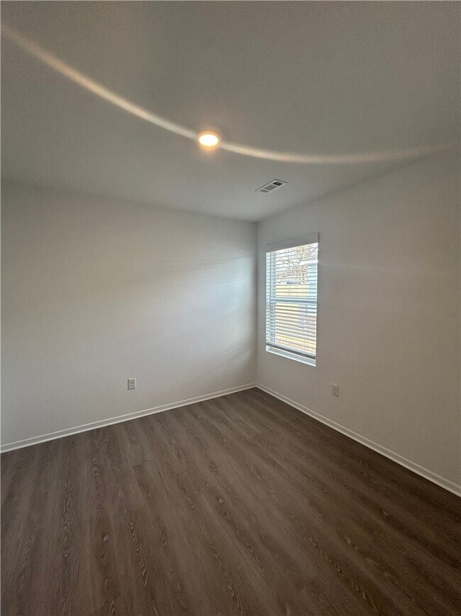 Building Photo - 112 NW 67th Ave