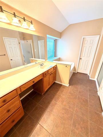 Building Photo - 1413 Lacewing Dr