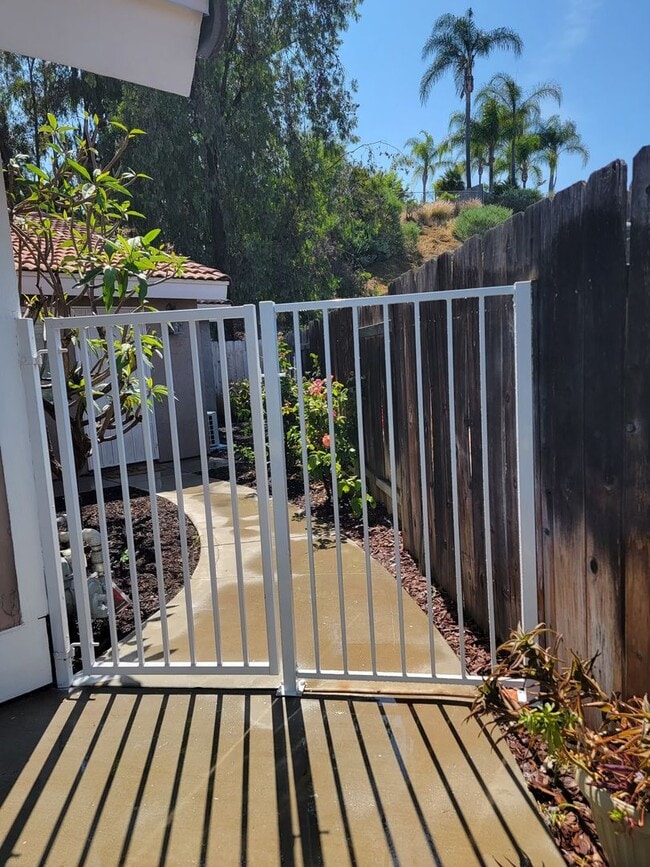 Building Photo - 2003 Zolder Ct