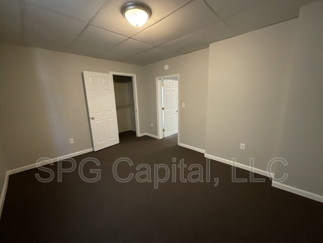 Building Photo - 255 Chambersburg St