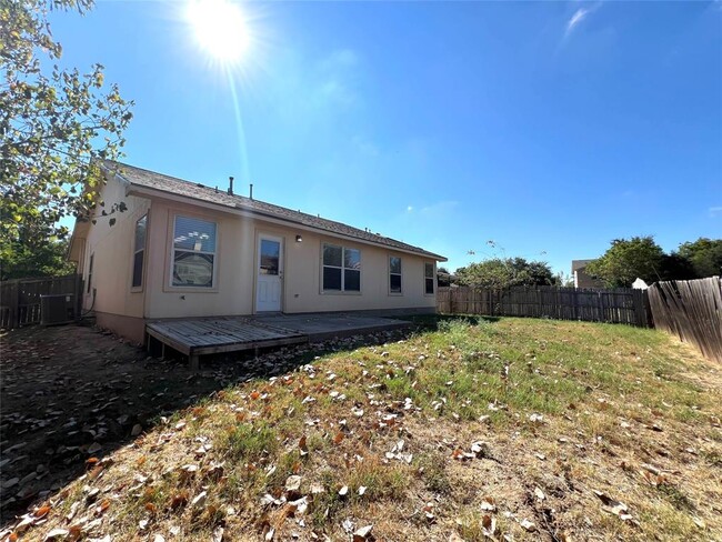 Building Photo - 125 Dandelion Loop