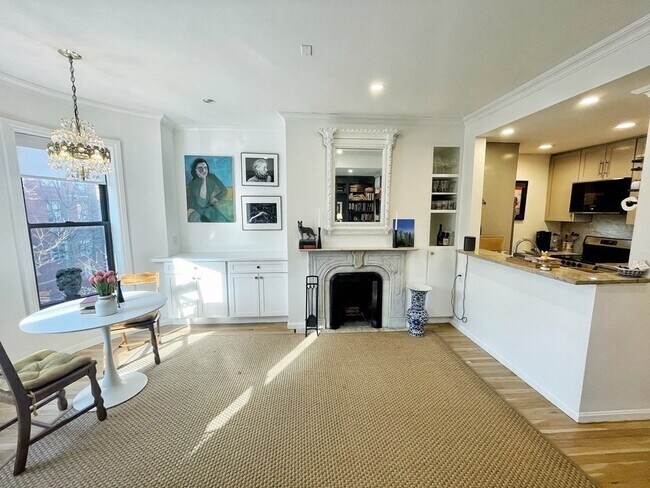 Building Photo - 49 Warren Ave