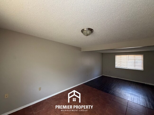 Building Photo - 7057 Catalpa Hill Cove