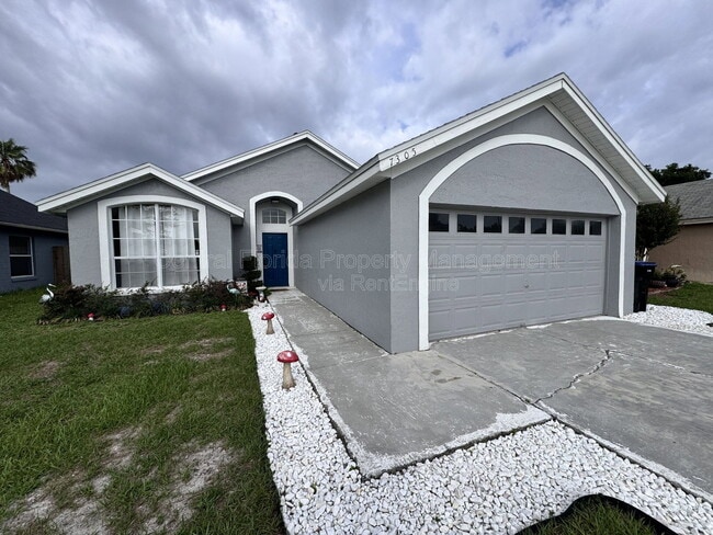 Building Photo - 7305 Marseille Cir
