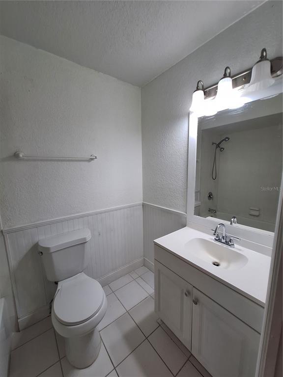 Building Photo - 259 Franca St