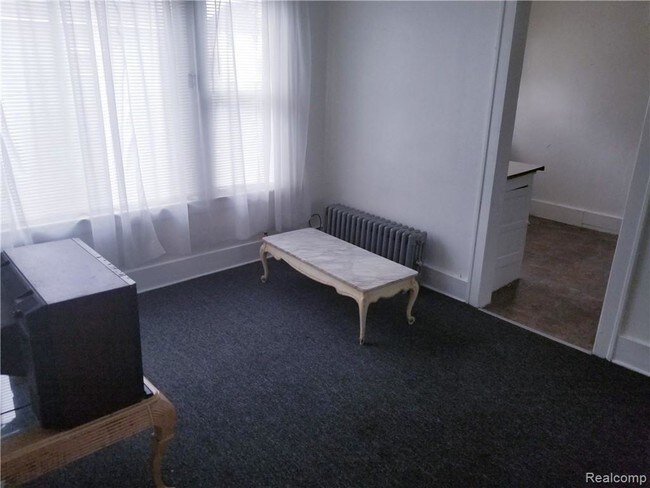 Building Photo - 9105 Clarion St