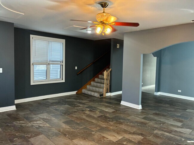 Building Photo - 5309 30th Pl