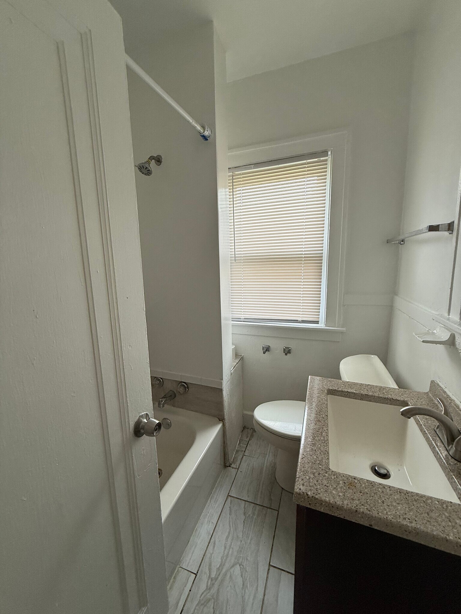 Bathroom - 5287 Spokane St