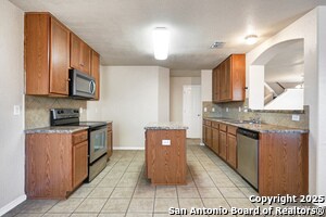 Building Photo - 11015 Gilpin Canyon