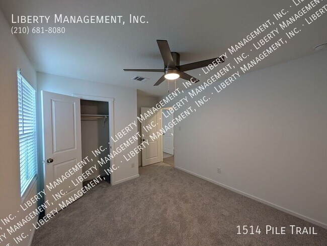 Building Photo - 1514 Pile Trl