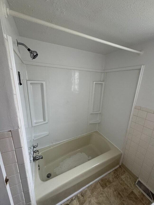 Building Photo - LMB-Stow Apts, LLC  for First Prop II