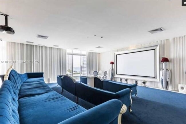 Building Photo - 475 Brickell Ave