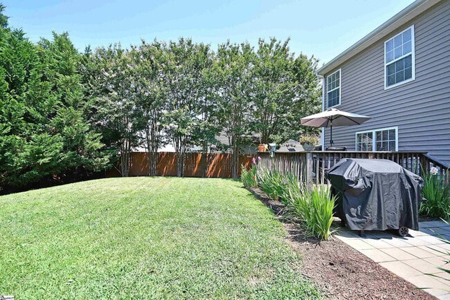 Building Photo - 4 Riverbed Dr