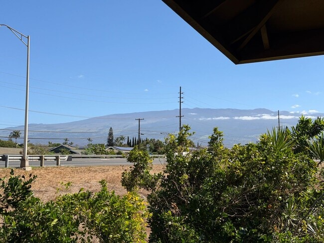 Building Photo - 2 Bedroom Kihei Condo