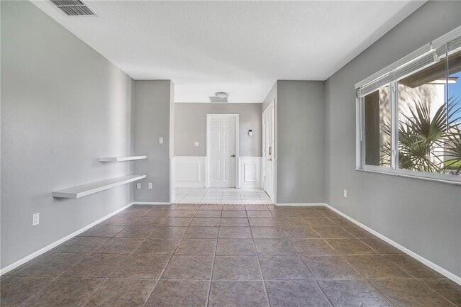 Building Photo - 111 Colyer Dr