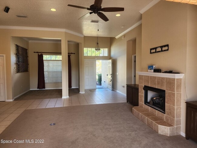 Building Photo - 220 Northgrove Dr