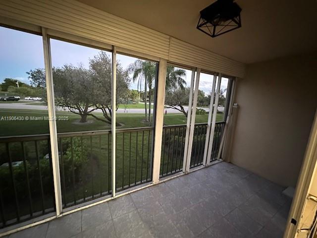 Building Photo - 901 SW 138th Ave