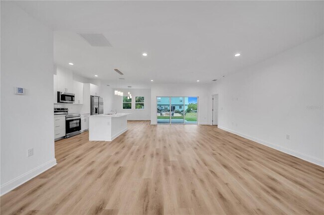 Building Photo - 14480 Argus Ln